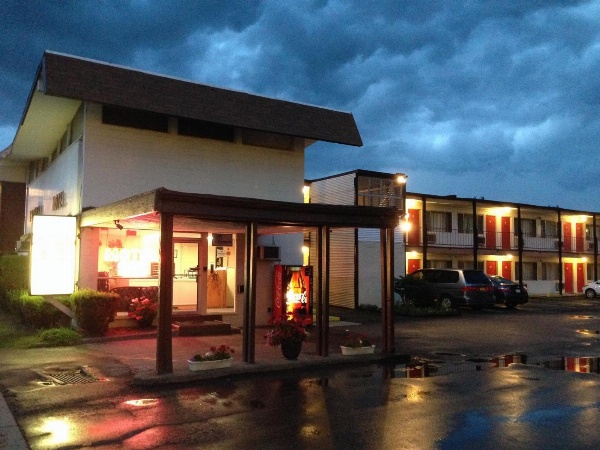 Imperial Motel Cortland image 14