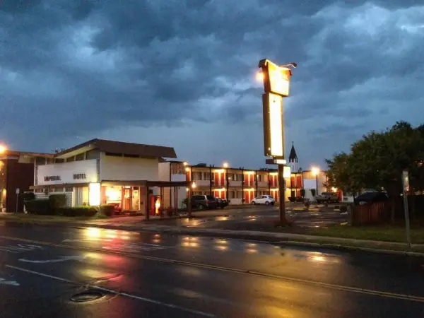 Imperial Motel Cortland 10
