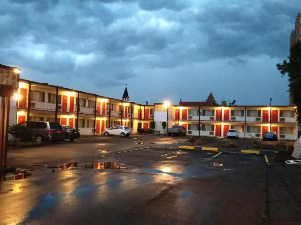 Imperial Motel Cortland 8